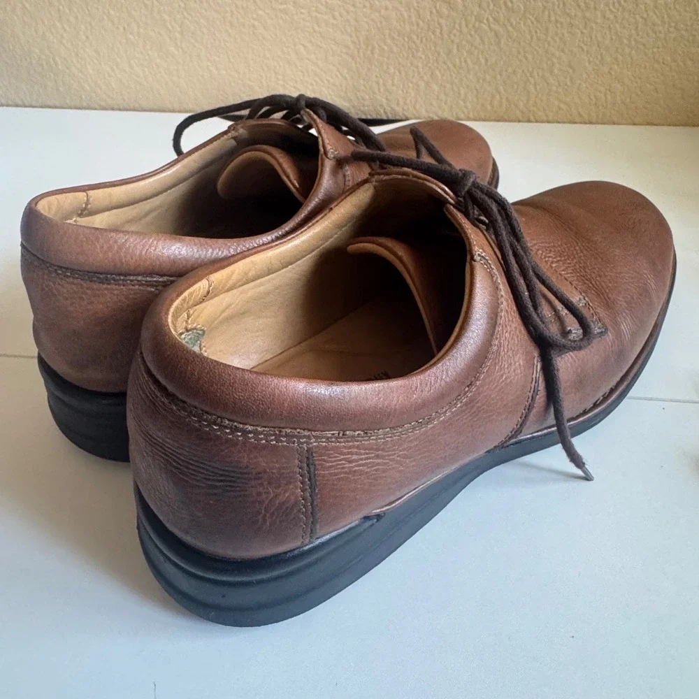 Johnston & Murphy XC4 Mens 9.5 M Brown Leather Sheepskin Lining Shoes 20-7258